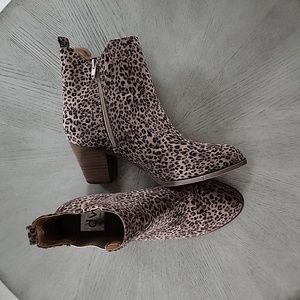 Dolce Vita Leopard Print Ankle Boots - Taupe and Black